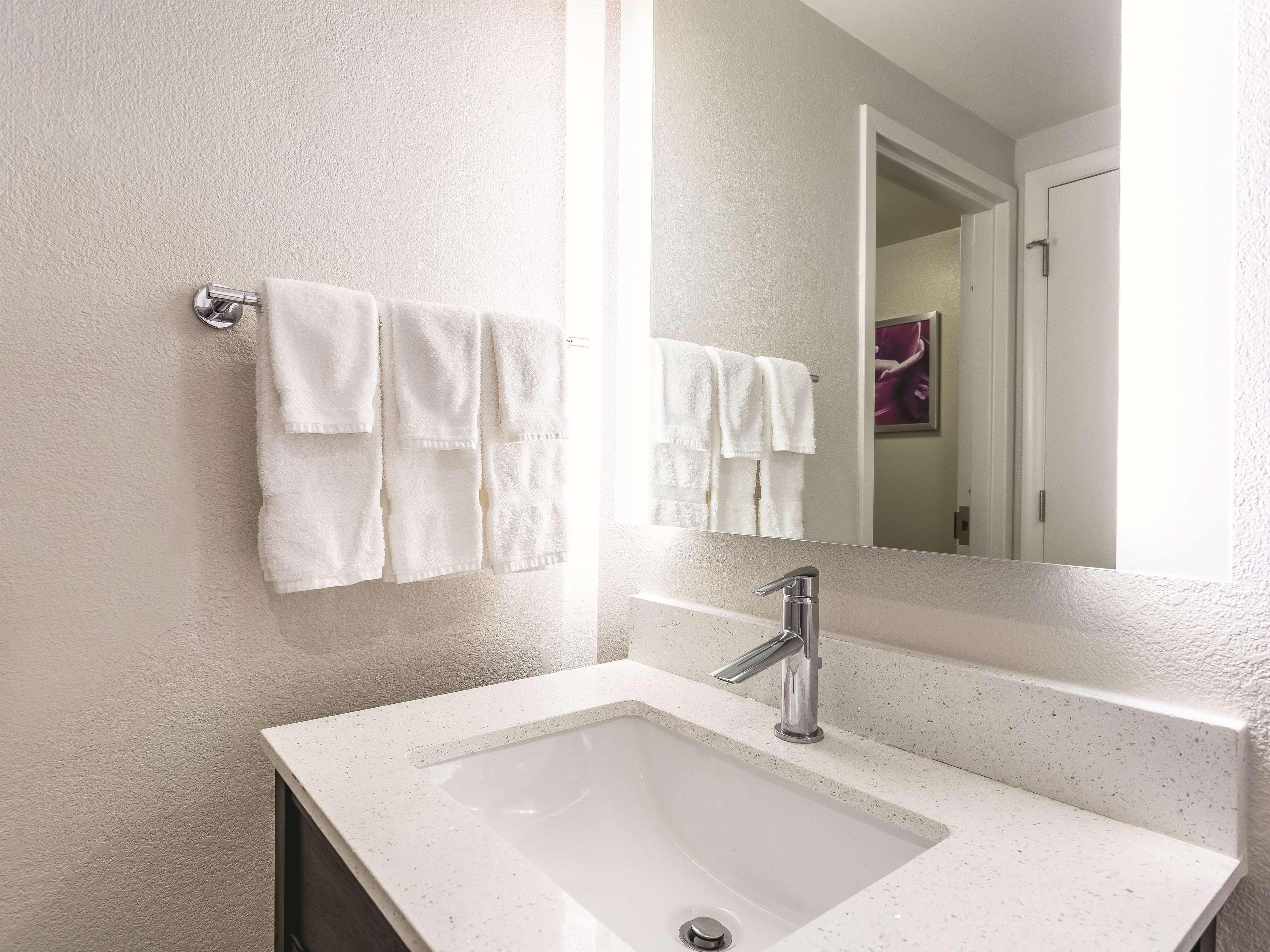 La Quinta By Wyndham Columbia / Fort Meade Jessup Eksteriør billede